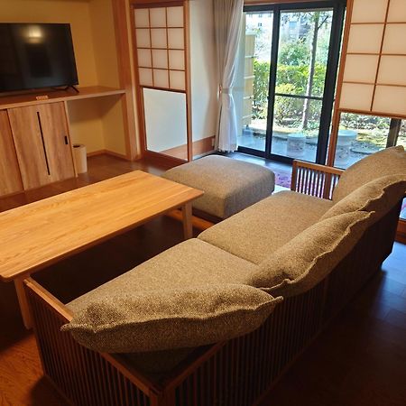 下吕市 卡瓦卡米亚旅馆酒店 外观 照片