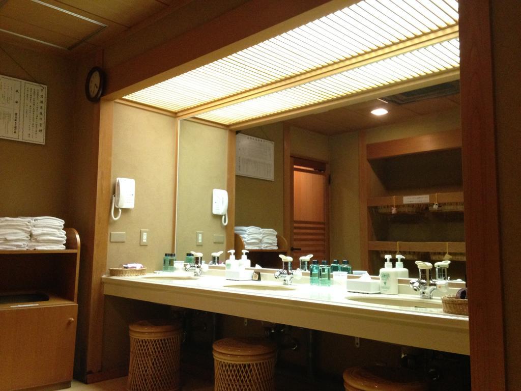 下吕市 卡瓦卡米亚旅馆酒店 外观 照片